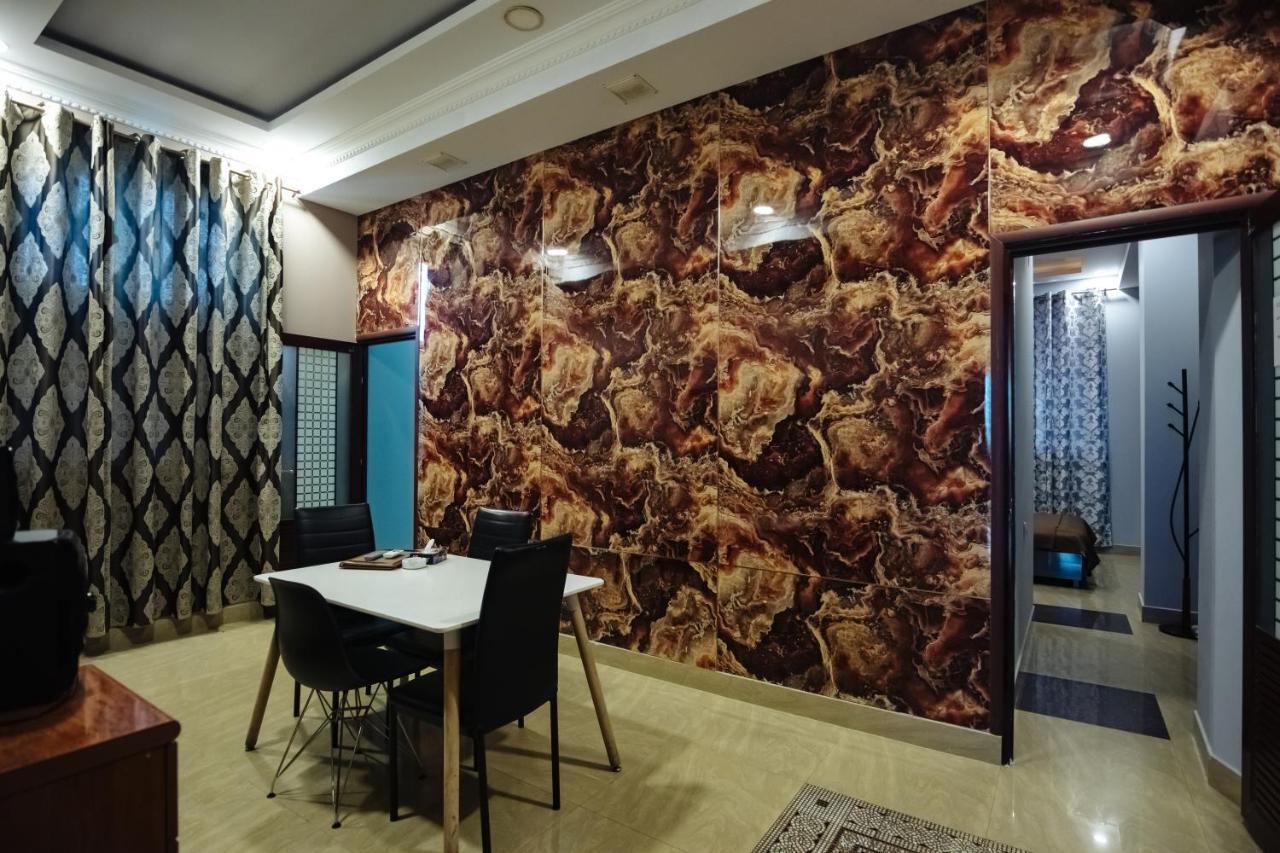 Golden Seconds Hotel Jerevan Buitenkant foto
